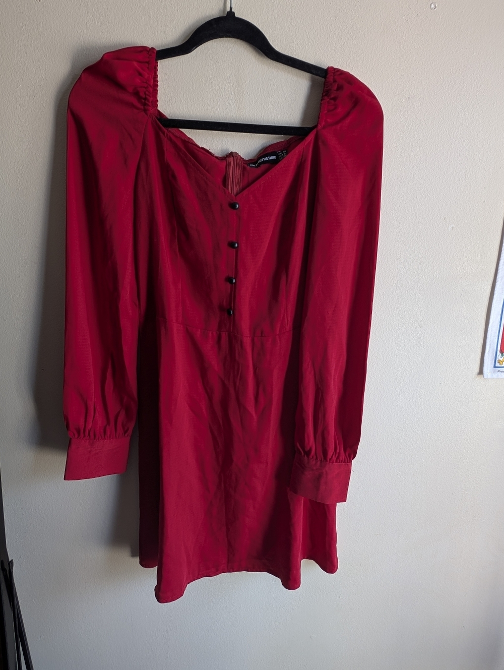 Pretty Little Thing Romantic Sweetheart Neck Mini Dress